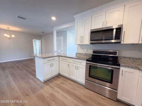 4406 Lane Avenue, Jacksonville FL - photo 7 of 24