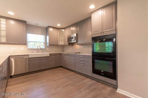 507 Worcester Court, Jacksonville FL - photo 17 of 44