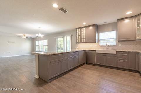 507 Worcester Court, Jacksonville FL - photo 18 of 44