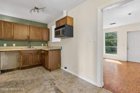 4232 Appleton Avenue, Jacksonville FL - photo 20 of 33