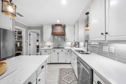 5987 Shelly Lane, Macclenny FL - photo 12 of 48