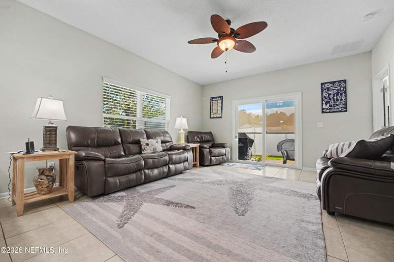 3 bedroom Single Family Residence at 2238 Sand Dune Court, Coastal Oaks at Atlantic Beach, Jacksonville — photo 2