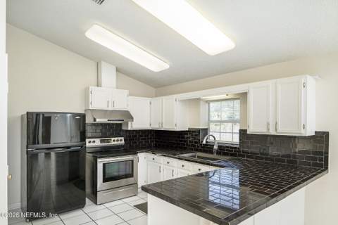 239 Cornell Road, St. Augustine FL - photo 8 of 77