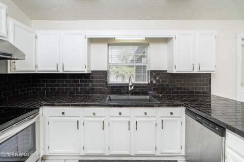 239 Cornell Road, St. Augustine FL - photo 10 of 77