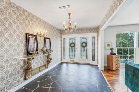 6715 Madrid Avenue, Jacksonville FL - photo 6 of 46