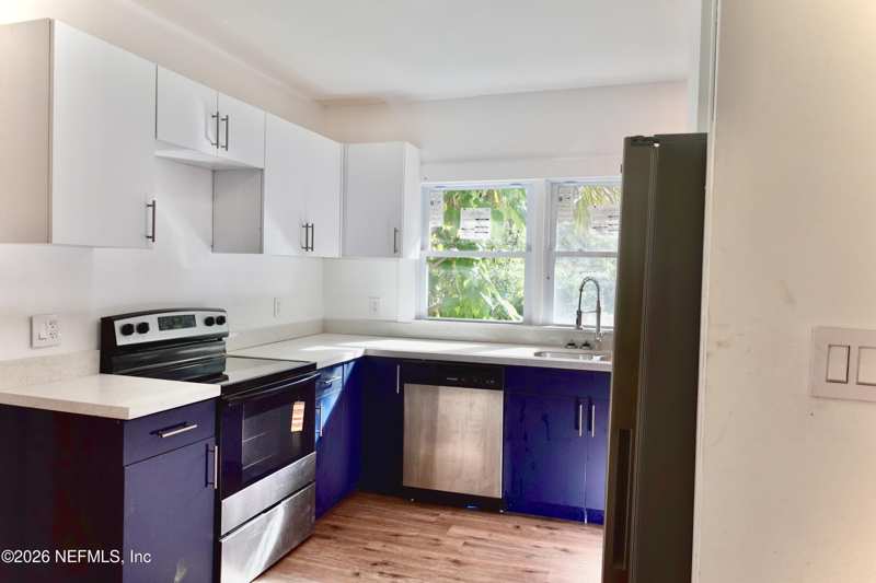 3 bedroom Single Family Residence at 725 W 16th Street, Brunsons, Jacksonville — photo 1