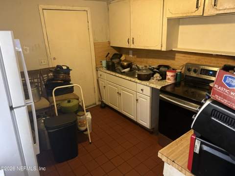 4975 Paris Avenue, Jacksonville FL - photo 11 of 15