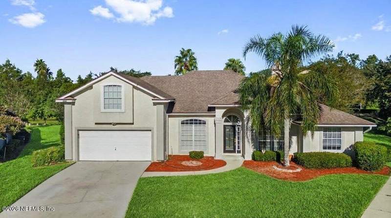 5 bedroom Single Family Residence at 1556 Lakeway Drive, Lakeway, Fleming Island — photo 2