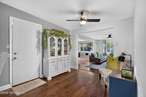 3048 Lorman Drive, Jacksonville FL - photo 12 of 84