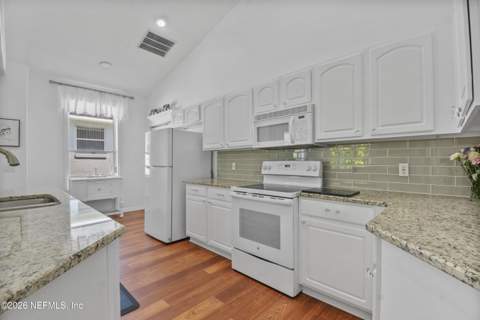 561 Boxwood Place, St. Augustine FL - photo 9 of 40