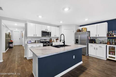 12093 Green Thicket Lane, Jacksonville FL - photo 6 of 40