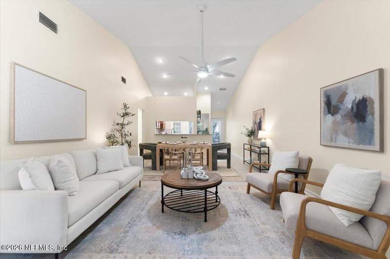 2 bedroom Townhouse at 205 La Pasada Circle, Villages Of Solano, Ponte Vedra Beach — photo 5