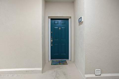 8601 Beach Boulevard #208, Jacksonville FL - photo 6 of 36