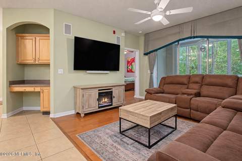 8601 Beach Boulevard #208, Jacksonville FL - photo 13 of 36