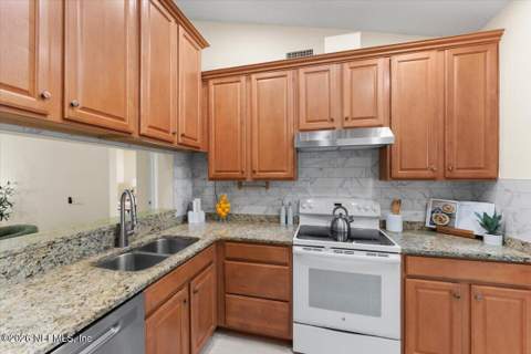 205 La Pasada Circle, Ponte Vedra Beach FL - photo 9 of 26