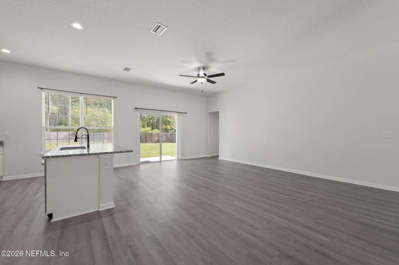 4 bedroom Single Family Residence at 11839 Charlie Road, John Broward Grant, Jacksonville — photo 5