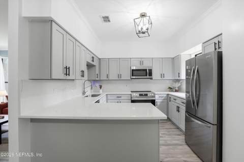 1201 Wood Hill Place #1201, Jacksonville FL - photo 10 of 32