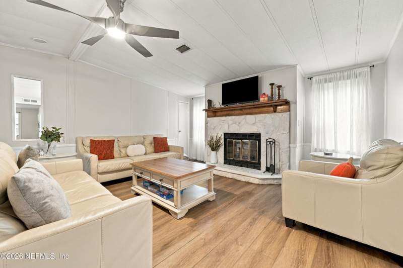3 bedroom Mobile Home at 2759 Lazy Gator, Hidden Waters, Green Cove Springs — photo 4
