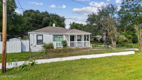 5202 Birkenhead Road, Jacksonville FL - photo 7 of 46