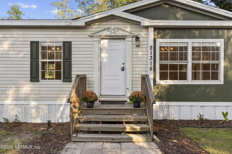 4 bedroom Mobile Home at 21315 S Carl Brown Road, Sanderson, Sanderson — photo 2
