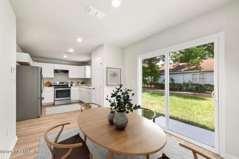 7972 Pipit Avenue, Jacksonville FL - photo 7 of 27