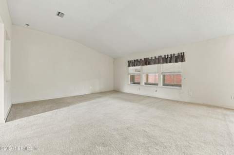 1204 Summit Oaks Drive, Jacksonville FL - photo 7 of 45
