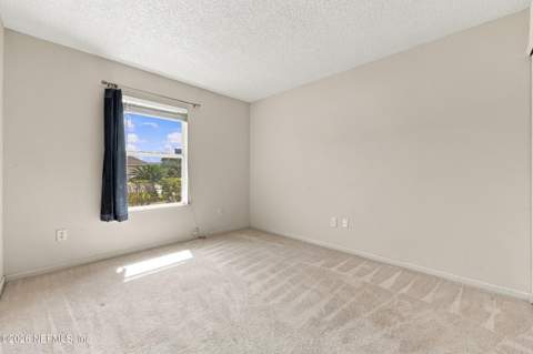 1204 Summit Oaks Drive, Jacksonville FL - photo 20 of 45