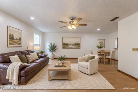 12057 Cobblewood Lane, Jacksonville FL - photo 10 of 39