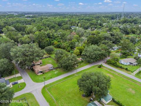 421 Permento Avenue, Jacksonville FL - photo 10 of 46