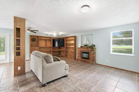 421 Permento Avenue, Jacksonville FL - photo 19 of 46