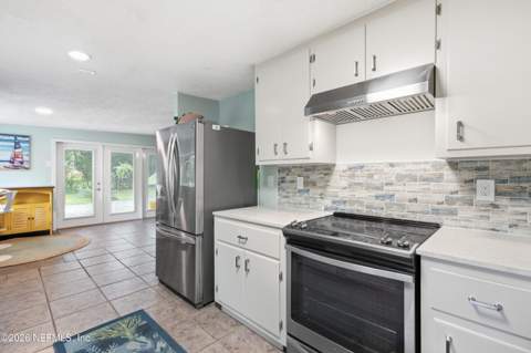 421 Permento Avenue, Jacksonville FL - photo 23 of 46