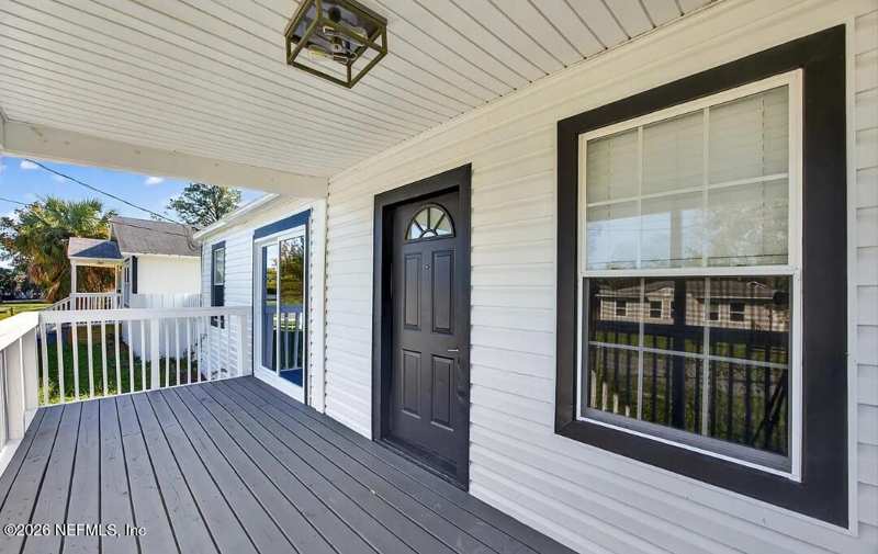 3 bedroom Single Family Residence at 5202 Birkenhead Road, Lakeshore, Jacksonville — photo 1
