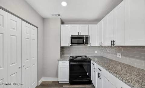 5202 Birkenhead Road, Jacksonville FL - photo 12 of 46