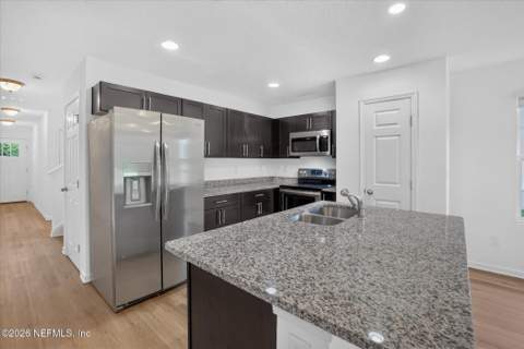 1314 Ellis Road, Jacksonville FL - photo 13 of 34