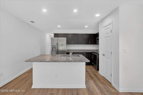 1314 Ellis Road, Jacksonville FL - photo 14 of 34
