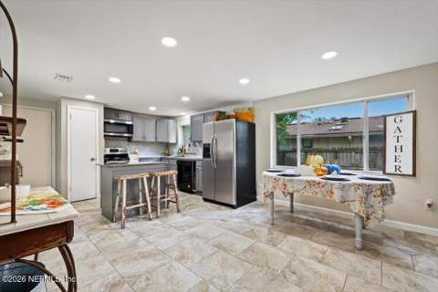 2248 Gabriel Drive, Orange Park FL - photo 15 of 41