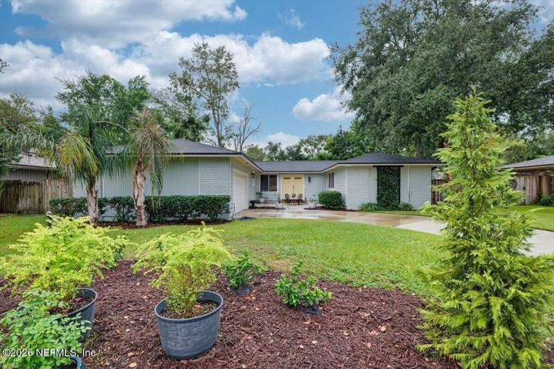 3 bedroom Single Family Residence at 2248 Gabriel Drive, Montclair, Orange Park — photo 4