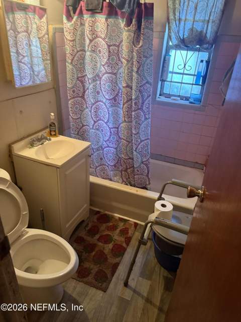 4975 Paris Avenue, Jacksonville FL - photo 10 of 15