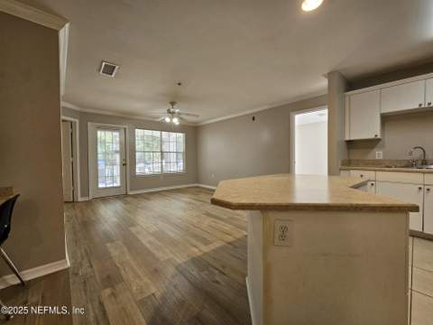 3591 Kernan Boulevard #705, Jacksonville FL - photo 6 of 21