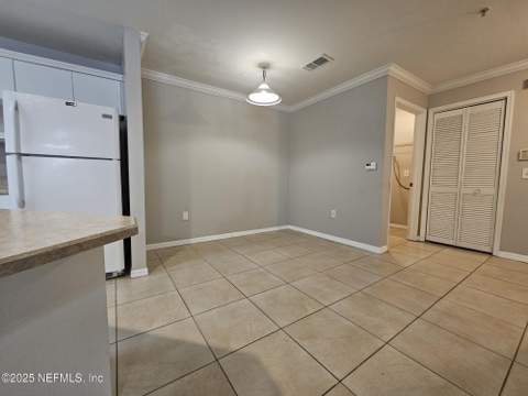 3591 Kernan Boulevard #705, Jacksonville FL - photo 7 of 21