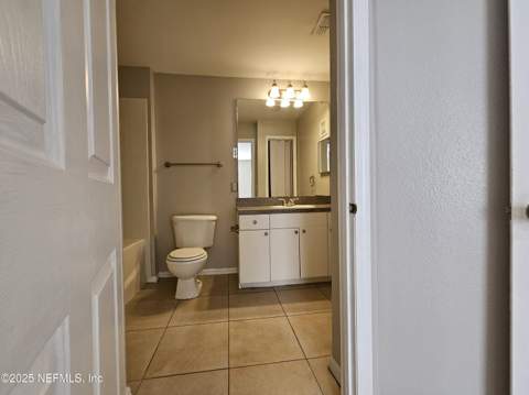 3591 Kernan Boulevard #705, Jacksonville FL - photo 18 of 21