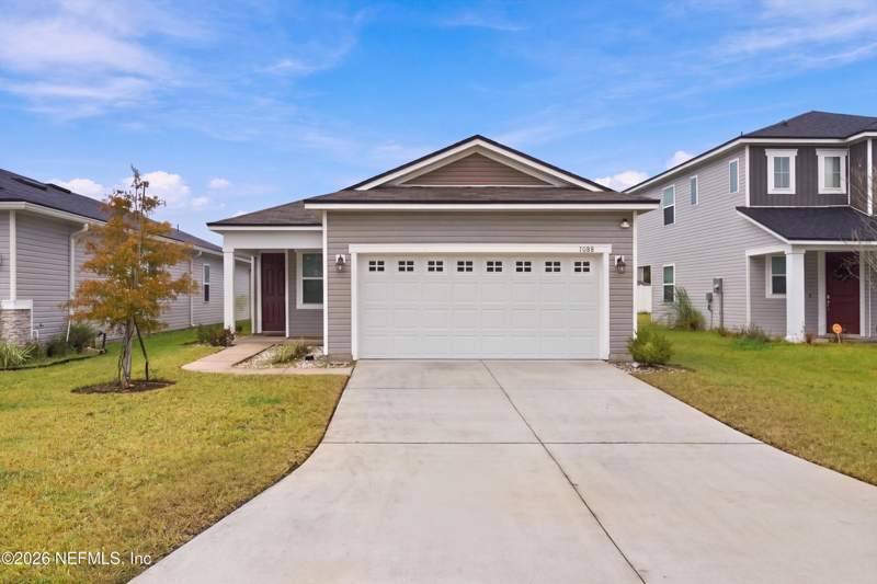 3 bedroom Single Family Residence at 7088 Mahogany Run Drive, Forest Crest, Jacksonville — photo 2
