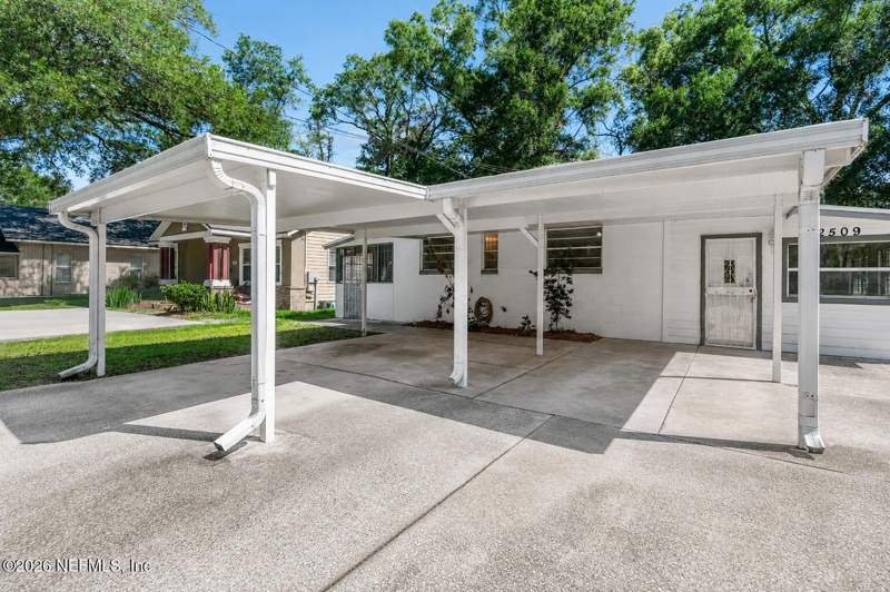 3 bedroom Single Family Residence at 2509 Wylene Street, Grand Park, Jacksonville — photo 2