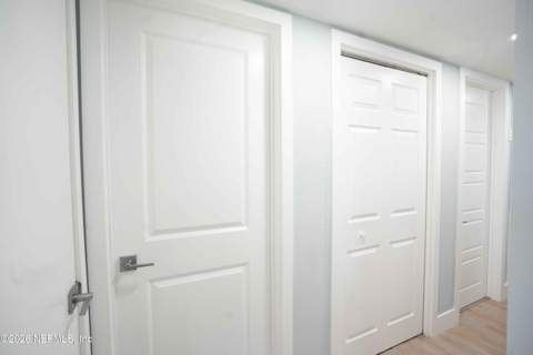 5201 Locksley Avenue, Jacksonville FL - photo 14 of 28