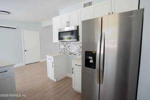 5201 Locksley Avenue, Jacksonville FL - photo 12 of 28