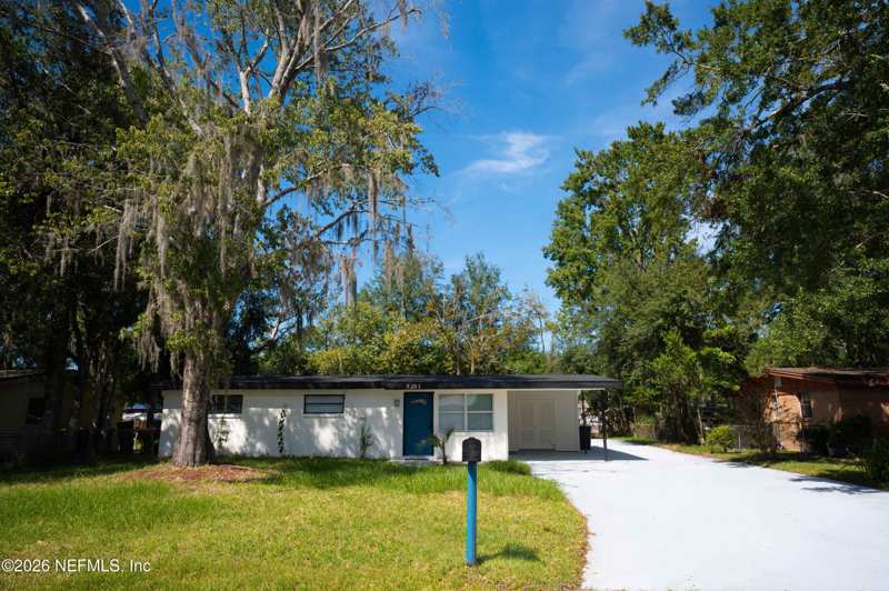 3 bedroom Single Family Residence at 5201 Locksley Avenue, Sherwood Forest, Jacksonville — photo 1