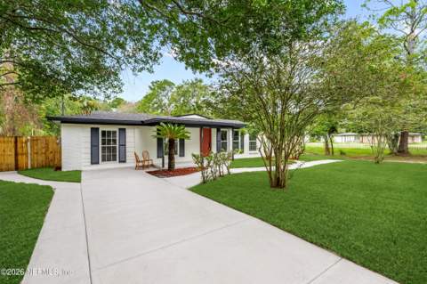4422 Forest Boulevard, Jacksonville FL - photo 6 of 45
