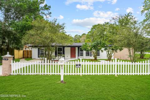 4422 Forest Boulevard, Jacksonville FL - photo 7 of 45