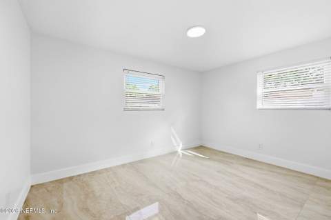 8833 Coventry Court, Jacksonville FL - photo 22 of 33
