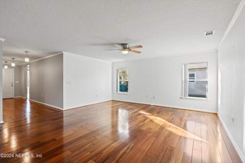 12157 Alexandra Drive, Jacksonville FL - photo 7 of 27